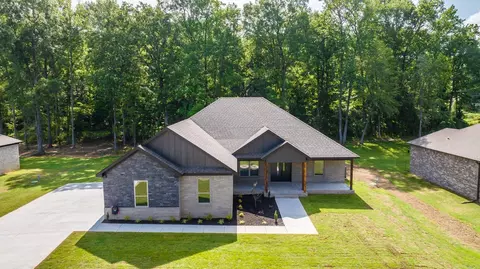 395 Mayberry Dr, Cabot, AR 72023 photo 2