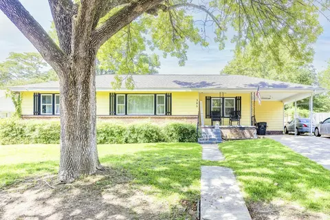 305 W Pine St, Benton, AR 72015 photo 1