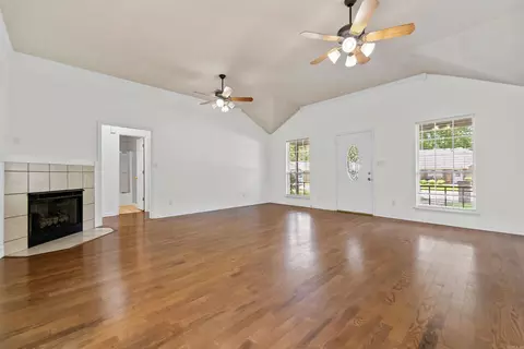 2406 Shadowcreek Dr, Bryant, AR 72022 photo 3