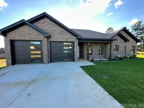 2111 Sable Oaks Cir, Bryant, AR 72022 photo 3
