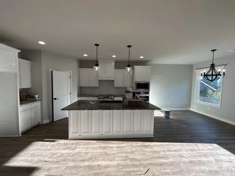 2111 Sable Oaks Cir, Bryant, AR 72022 photo 7