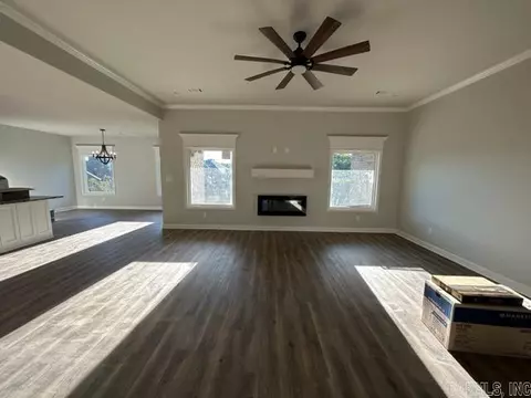 2111 Sable Oaks Cir, Bryant, AR 72022 photo 6