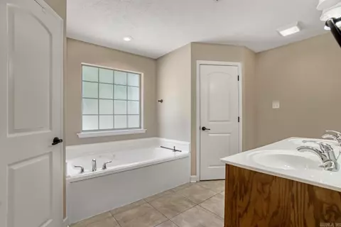 1920 Clarks Dr, Conway, AR 72034 photo 27