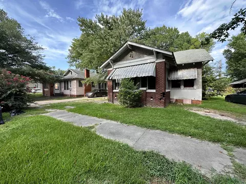 1609 S Poplar St, Pine Bluff, AR 71603 photo 2
