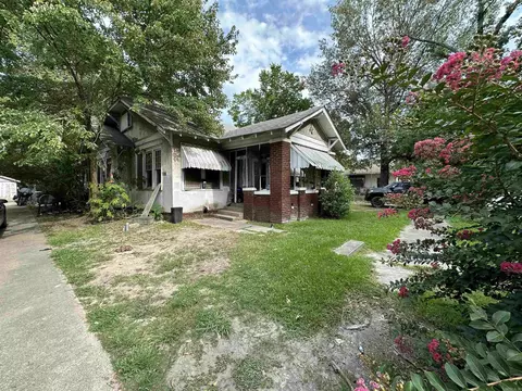 1609 S Poplar St, Pine Bluff, AR 71603 photo 1