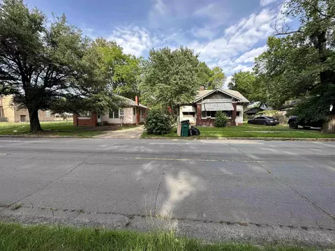 1605 S Poplar St, Pine Bluff, AR 71603 photo 3