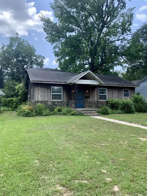 1404 W 23rd Ave, Pine Bluff, AR 71603 photo 2