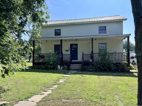 Exterior - 211 Mcnabb, Rector, AR 72461 photo 1 of 10