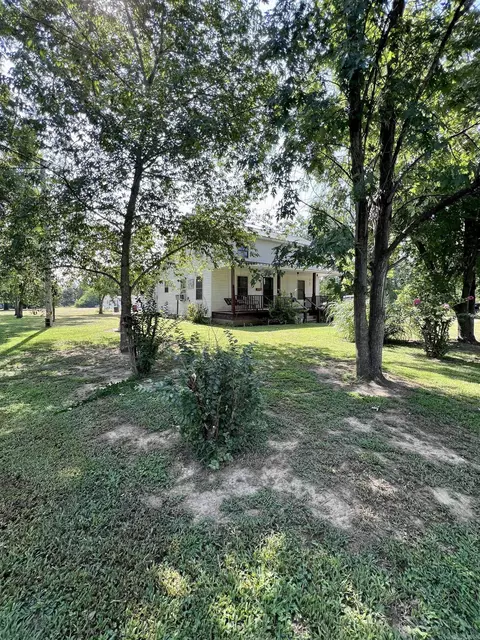 Exterior - 211 Mcnabb, Rector, AR 72461 photo 4 of 10