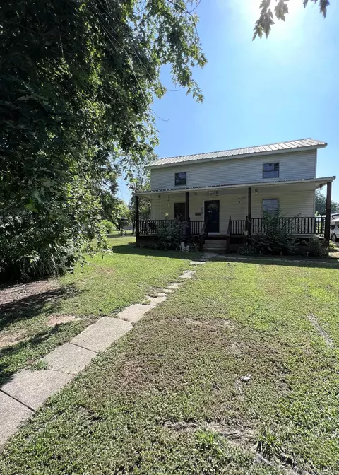 Exterior - 211 Mcnabb, Rector, AR 72461 photo 5 of 10