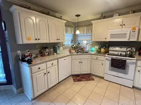 4630 Oregon Trl, Conway, AR 72034 photo 8