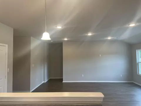 206 Sofia Dr, Maumelle, AR 72113 photo 3