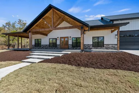 4 Pine Valley Dr, Conway, AR 72034 photo 2