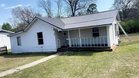 914 E Heynecker, De Queen, AR 71832 photo 1