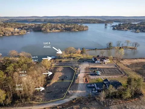 323 Five Points Rd, Hot Springs, AR 71913