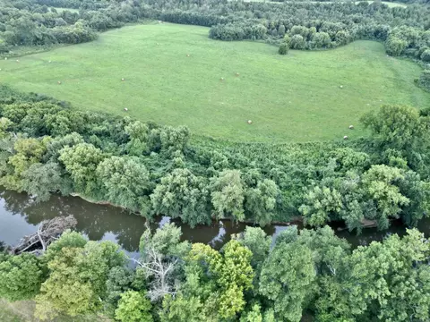 21287 Weeks Rd, Waldron, AR 72958 photo 2