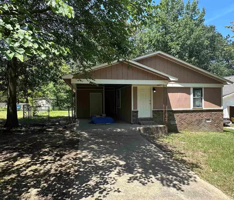 1512 Maple St, Malvern, AR 72104 photo 2
