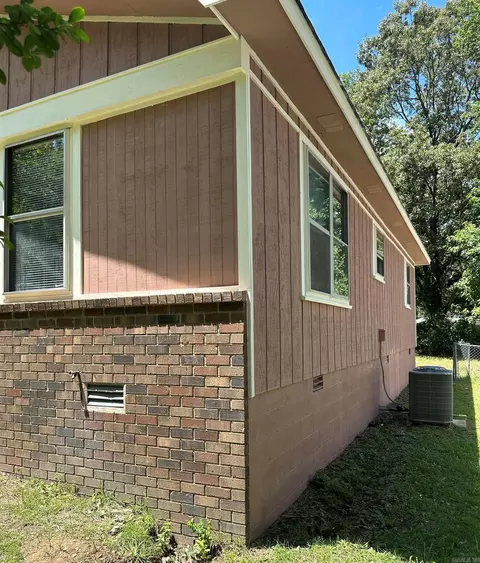 1512 Maple St, Malvern, AR 72104 photo 3