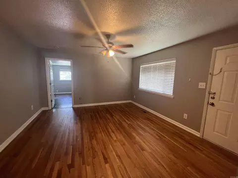 508 Ruth St, Benton, AR 72015 photo 2