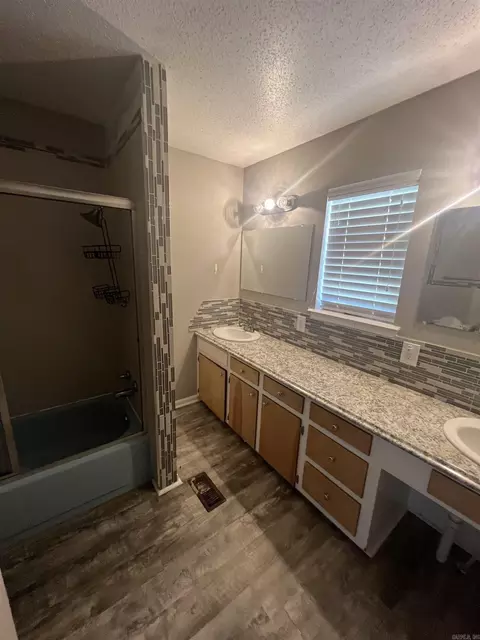508 Ruth St, Benton, AR 72015 photo 4