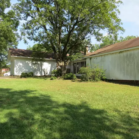 204 N 2nd St, Hampton, AR 71744 photo 9