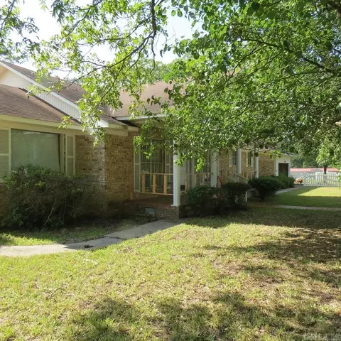 204 N 2nd St, Hampton, AR 71744 photo 5