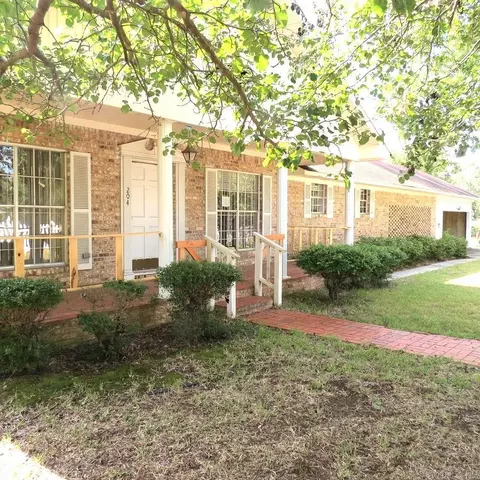 204 N 2nd St, Hampton, AR 71744 photo 2