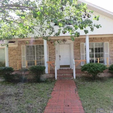204 N 2nd St, Hampton, AR 71744 photo 1
