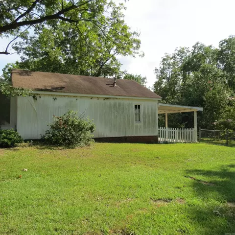 204 N 2nd St, Hampton, AR 71744 photo 10