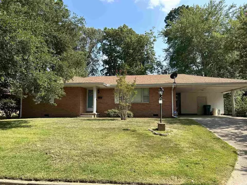2206 W 40th Ave, Pine Bluff, AR 71603 photo 1