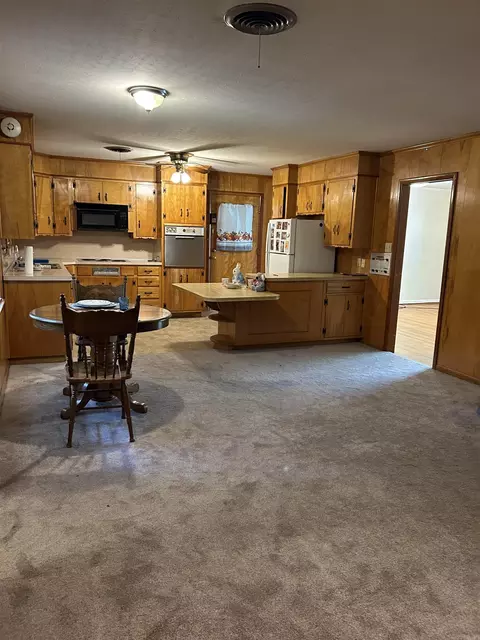 2206 W 40th Ave, Pine Bluff, AR 71603 photo 6