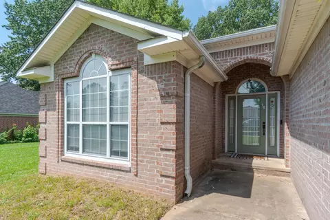 10 Dale Ct, Cabot, AR 72023 photo 3