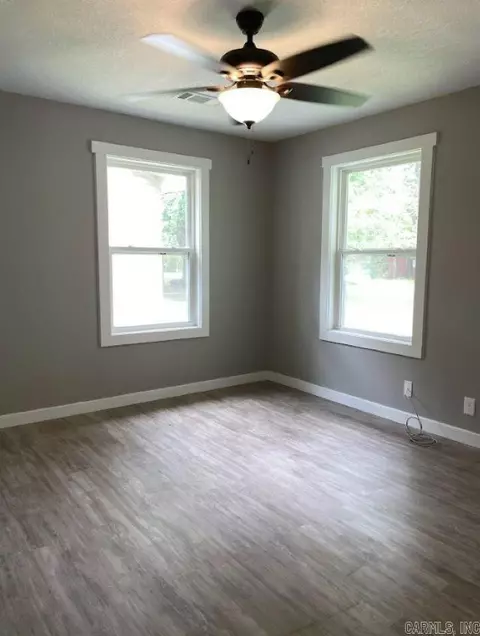 415 E Georgia St, Walnut Ridge, AR 72476 photo 15