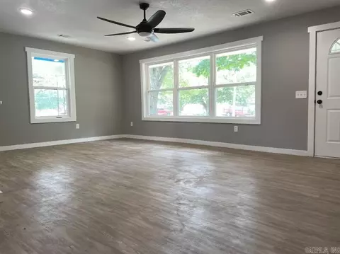 415 E Georgia St, Walnut Ridge, AR 72476 photo 4