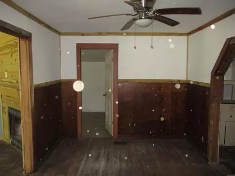 606 E North St, Benton, AR 72015 photo 9