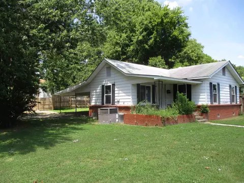 606 E North St, Benton, AR 72015 photo 1