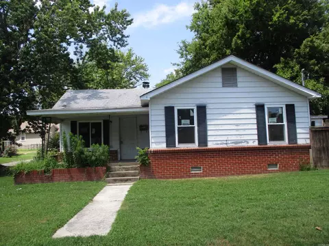 606 E North St, Benton, AR 72015 photo 2