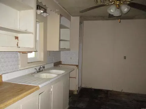 606 E North St, Benton, AR 72015 photo 18