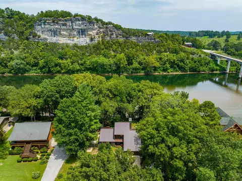 101 Riverside, Norfork, AR 72658 photo 3