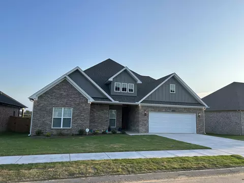 2440 Lilac Dr, Conway, AR 72034 photo 1