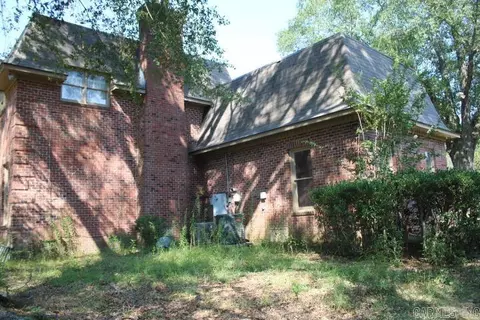 21 Elmwood Cir, Pine Bluff, AR 71603 photo 8