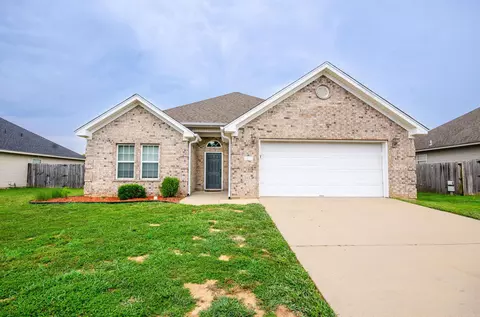 3957 Mountaincrest Cir, Alexander, AR 72002 photo 1