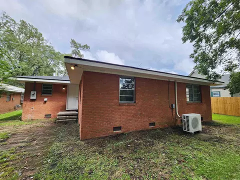1604 Oak St, Pine Bluff, AR 71601 photo 3