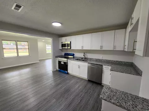 1604 Oak St, Pine Bluff, AR 71601 photo 6