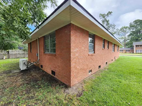 1604 Oak St, Pine Bluff, AR 71601 photo 2