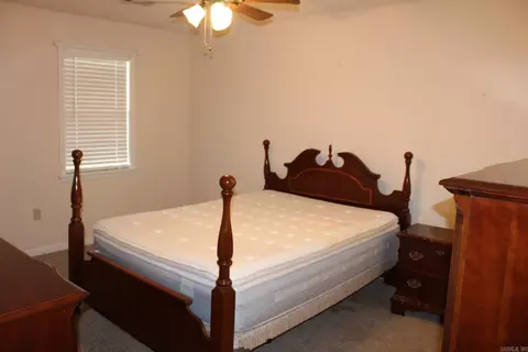 89 River Oaks Cmns, Searcy, AR 72143 photo 8