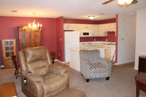 89 River Oaks Cmns, Searcy, AR 72143 photo 2