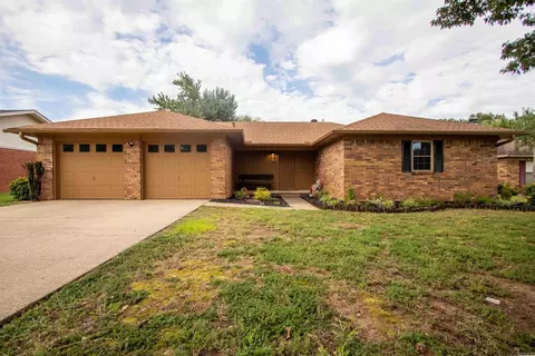 106 Devon Cv, Jacksonville, AR 72076 photo 1