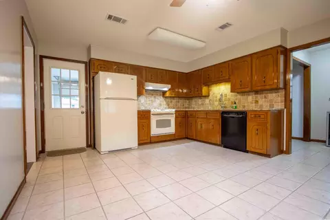 106 Devon Cv, Jacksonville, AR 72076 photo 8
