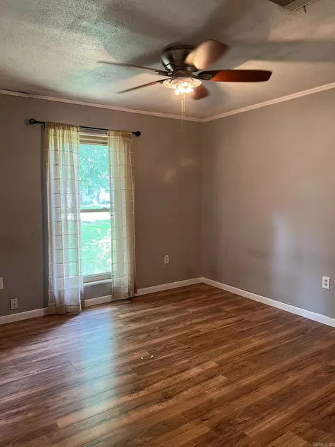 707 W Iowa St, Beebe, AR 72012 photo 12